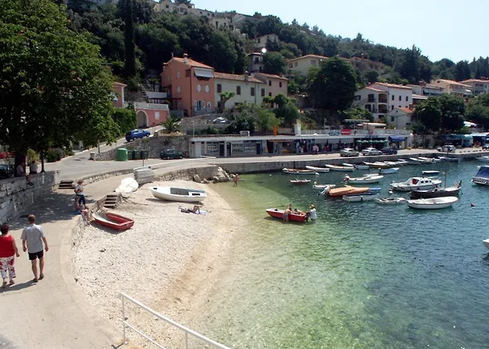 With Parking Space Rabac, Labin - 7441 Appartement Rabac